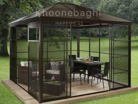 ترکیب مصالح خام با نورپردازی هوشمند، جلوهای خاص و منحصربهفرد ایجاد میکند. این سبک معمولاً در فضاهای شهری مدرن یا پروژههای تجاری به کار گرفته میشود.